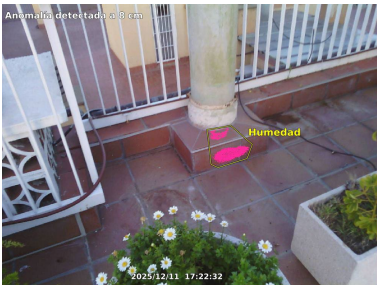 Detección de anomalía por humedad en base de columna